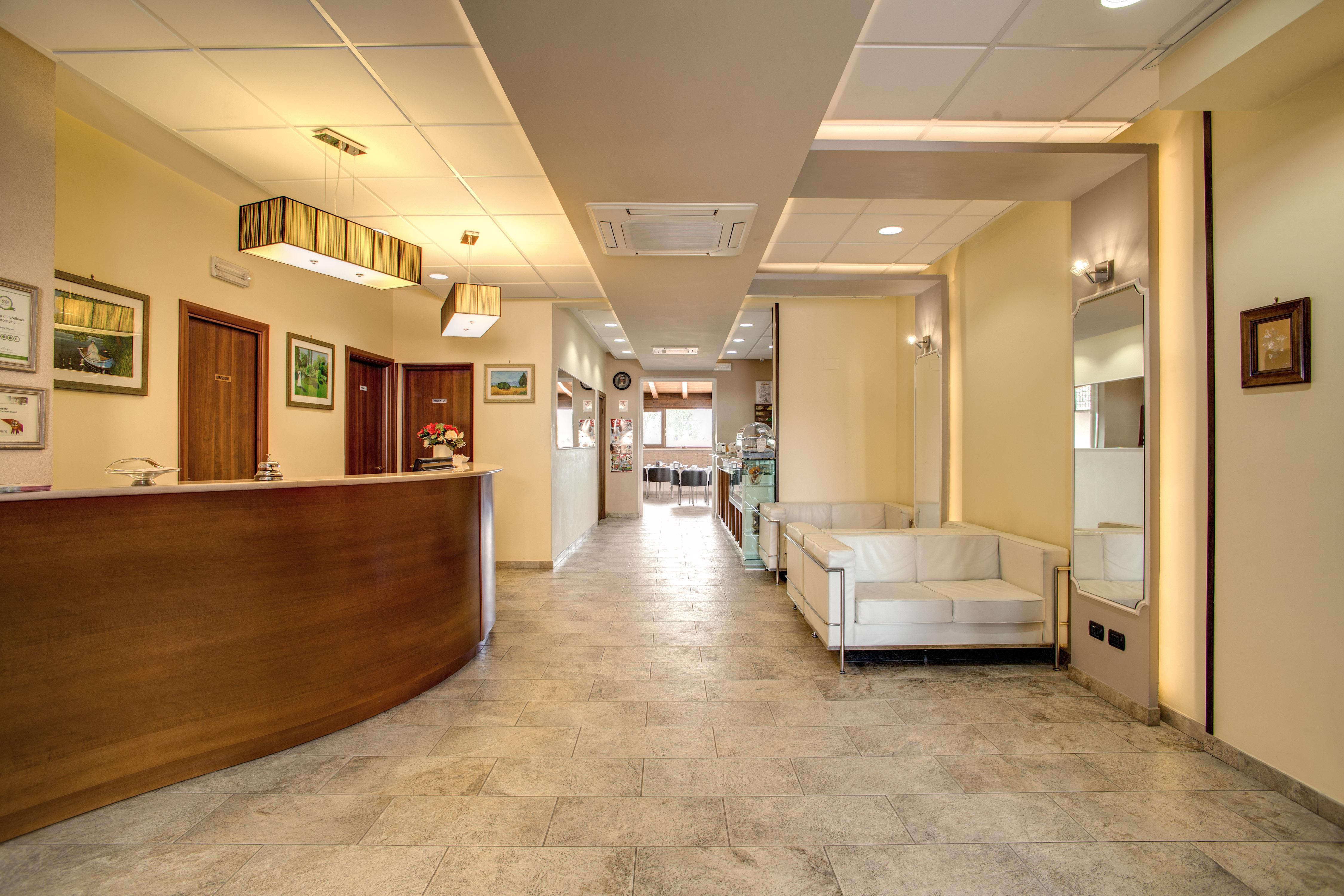 Hotel Roma Tiburtina Metro Luaran gambar