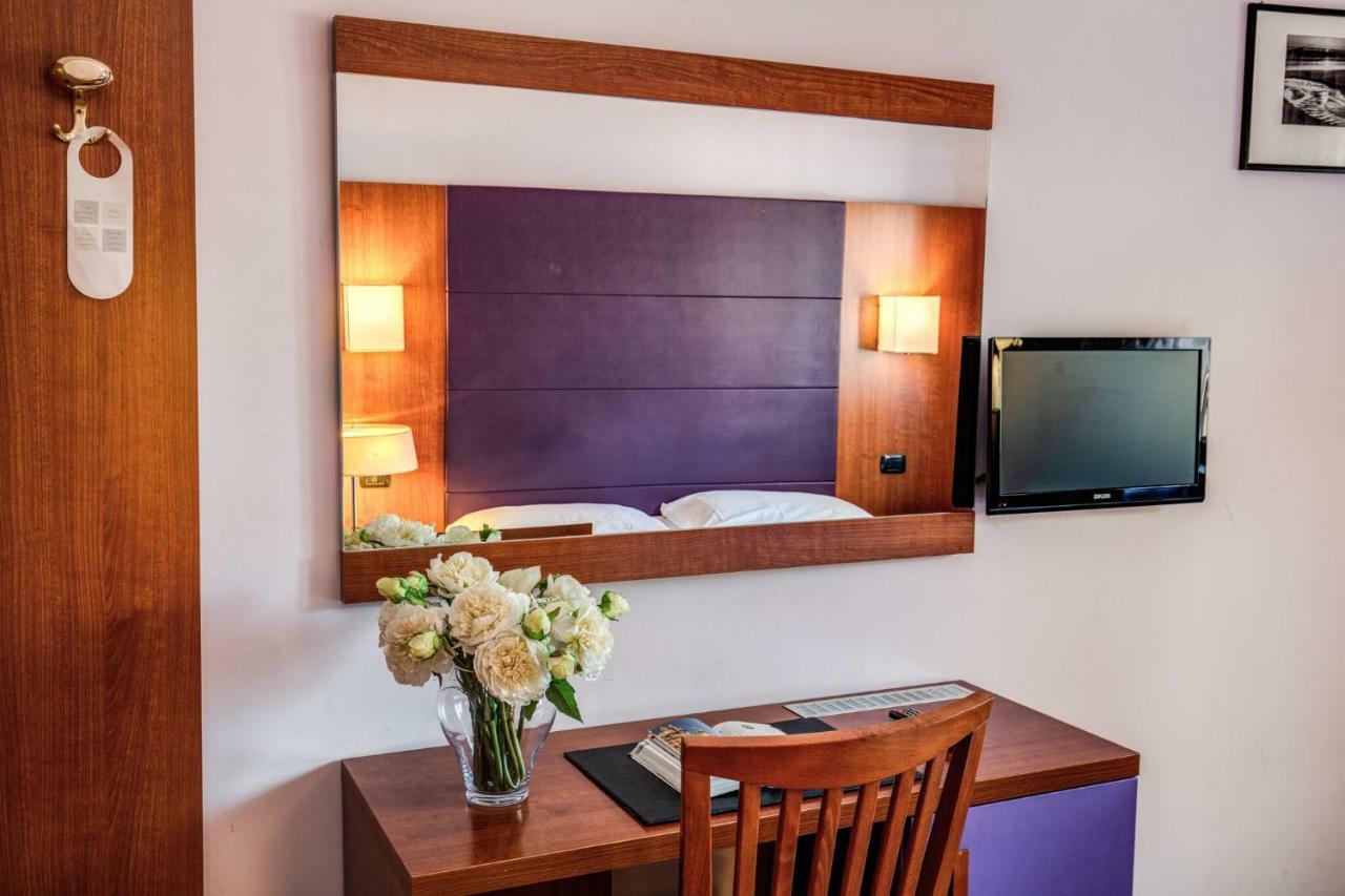 Hotel Roma Tiburtina Metro Luaran gambar